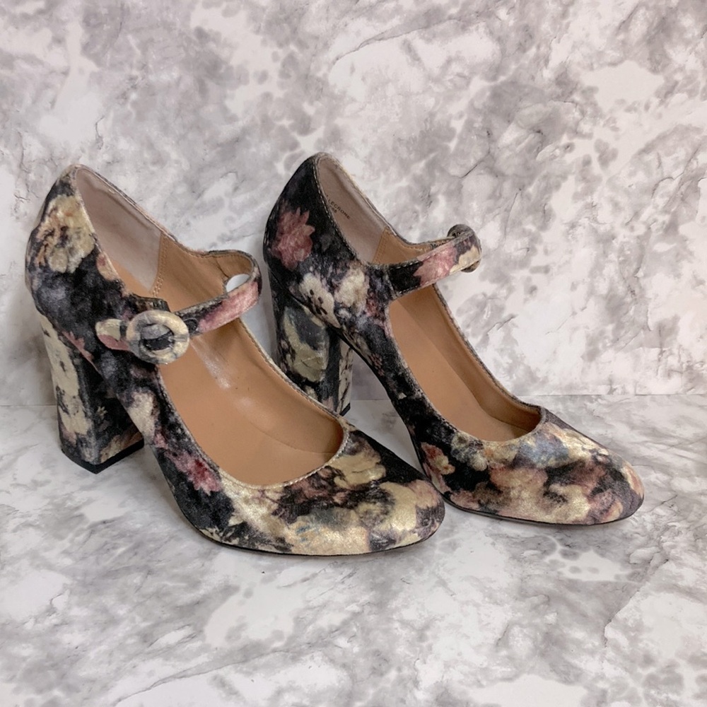 Vintage style balletcore floral velvet heels